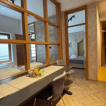 Corso Apartment *